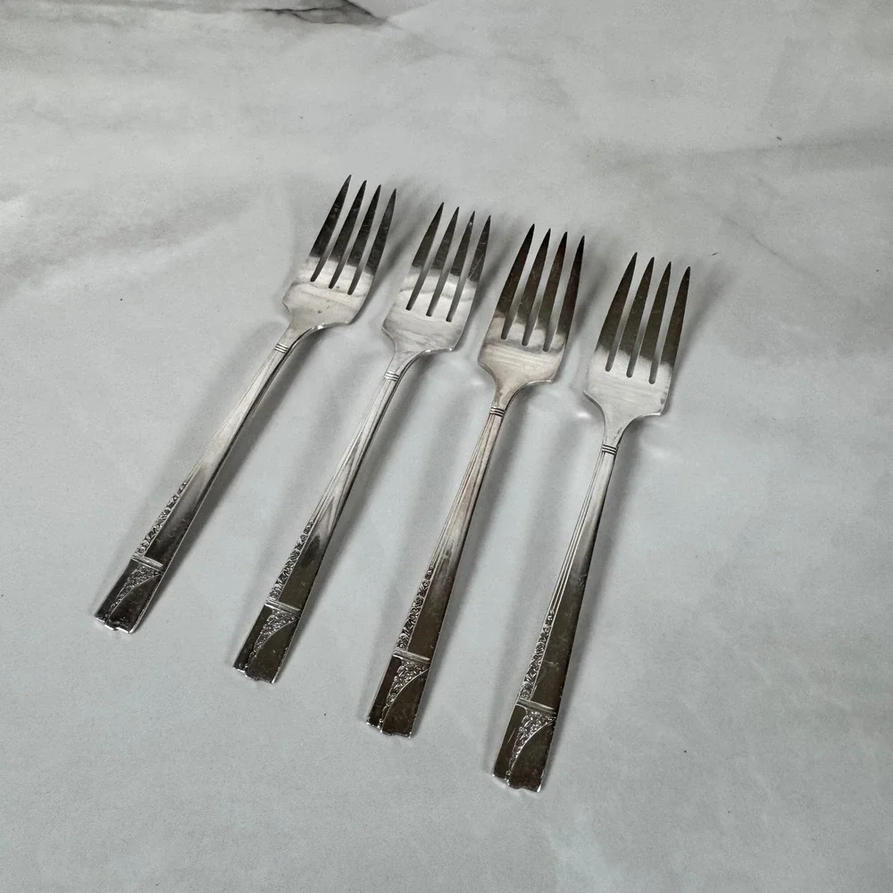 Set of 4 Oneida‎ Nobility Plate Silver Plated Salad Forks Caprice Floral Lot 1